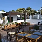 Apartmanhotel Gloria Izaro Club 4*