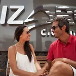 Lejlighedshotel Gloria Izaro Club