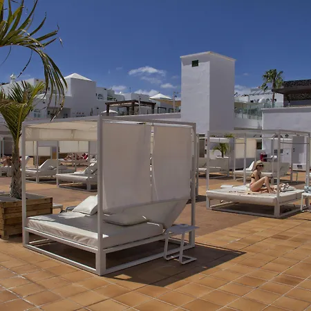 Gloria Izaro Club Puerto del Carmen (Lanzarote)