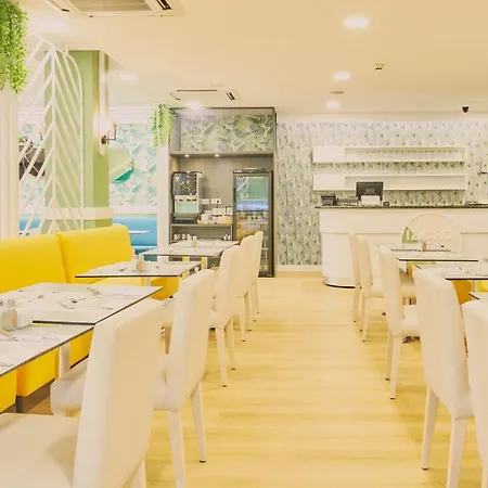 公寓式酒店 凯莱伊左洛俱乐部酒店 4*