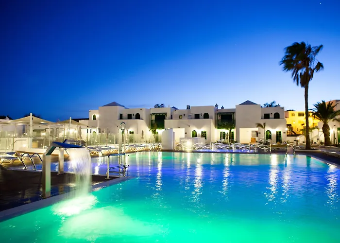 Hotel apartamentowy Gloria Izaro Club