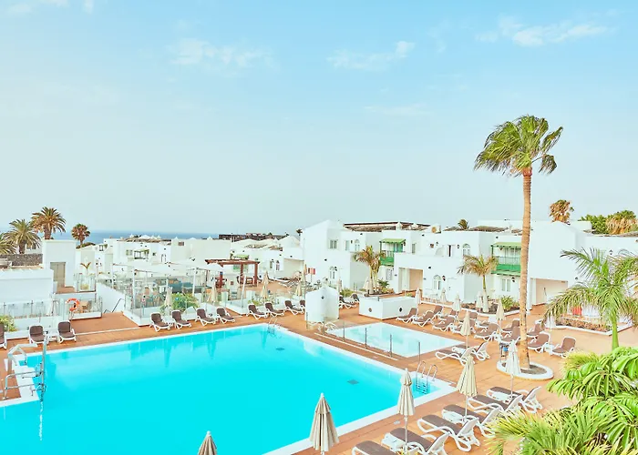 Gloria Izaro Club Puerto del Carmen (Lanzarote)