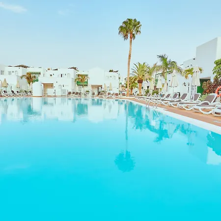 Gloria Izaro Club Puerto del Carmen (Lanzarote)