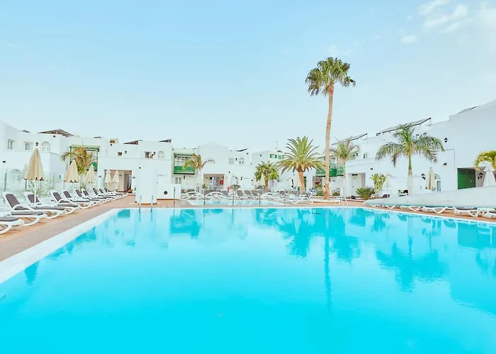 Aparthotel Gloria Izaro Club