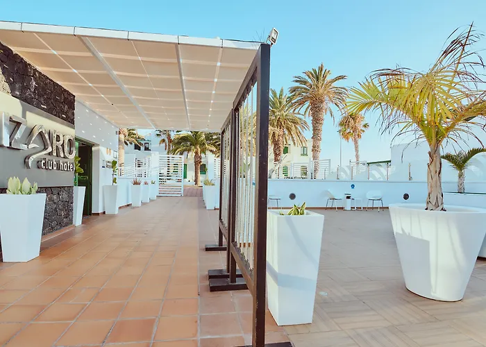 Aparthotel Gloria Izaro Club